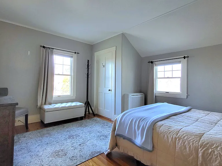 27 Stearns Rd — Photo 18