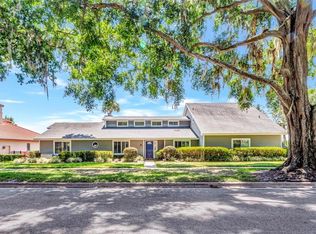 930 Versailles Cir, Maitland, FL 32751