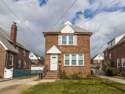57 Tottenham Road, Lynbrook, NY, 11563