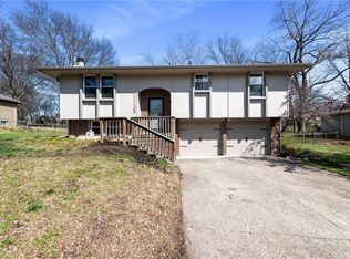 11125 N Campbell St, Kansas City, MO 64155