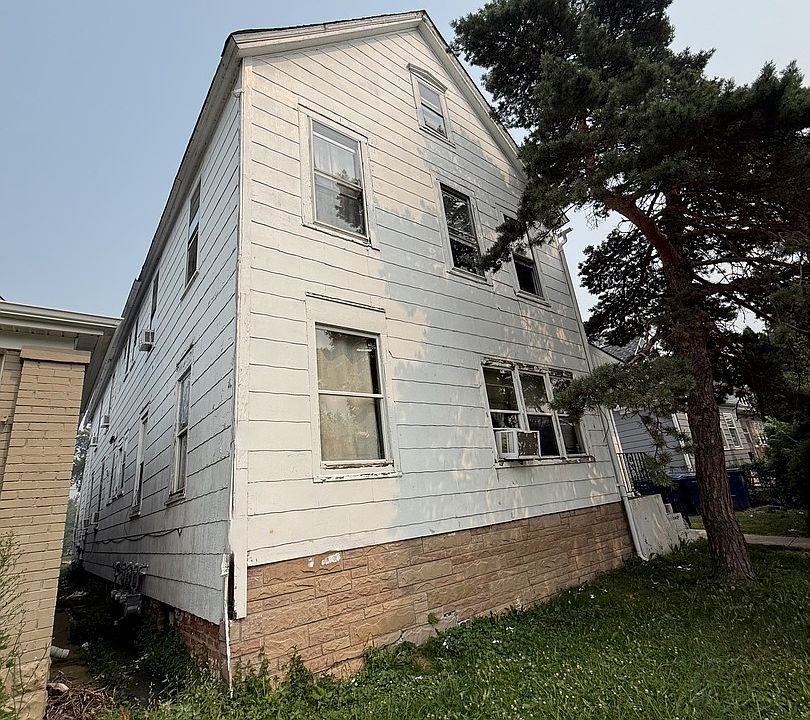 1st image of 1309 Jackson St