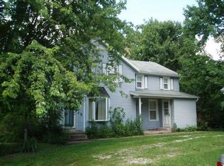 105 Henderson Rd, Knoxville, IL 61448