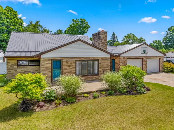 242 Hayes Rd, Gaylord, MI 49735