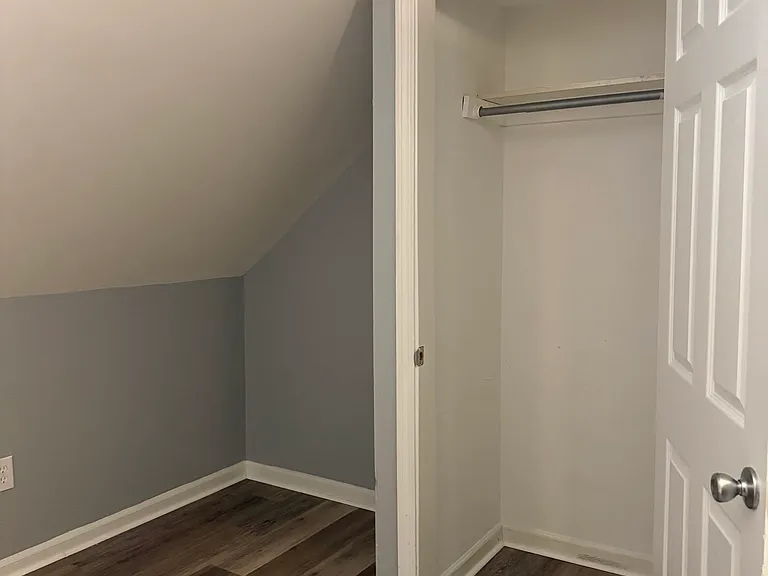 44 Gilbert St — Photo 13