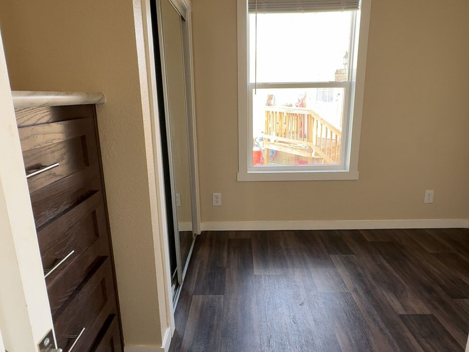 1st bedroom