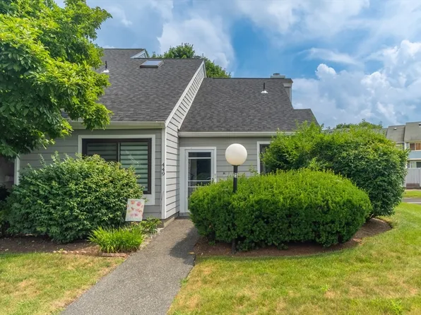449 Nassau Dr #449, Springfield, MA 01129