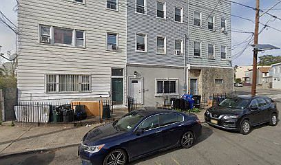 3rd image of 11 Rose Ave #B