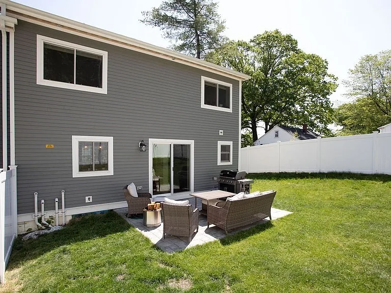 259 Lake Ave N #A — Photo 25