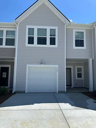 747 Ridgley Dr Photo 1