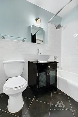 Rented by Cooper & Cooper Real Estate | media 17