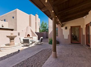 8 Craftsman Rd, Santa Fe, NM 87508