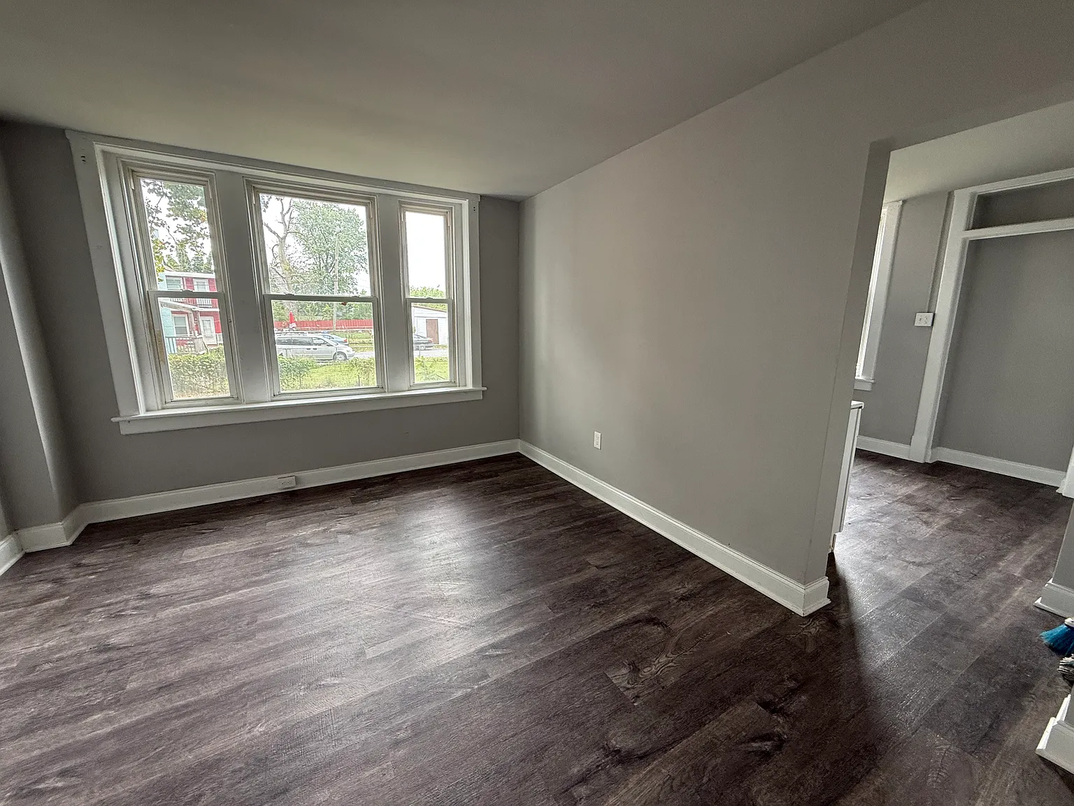 1 bed, 850 sqft, $1,095 — Photo 3