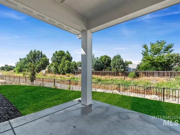 562 Hidden Mill Ct — Photo 26