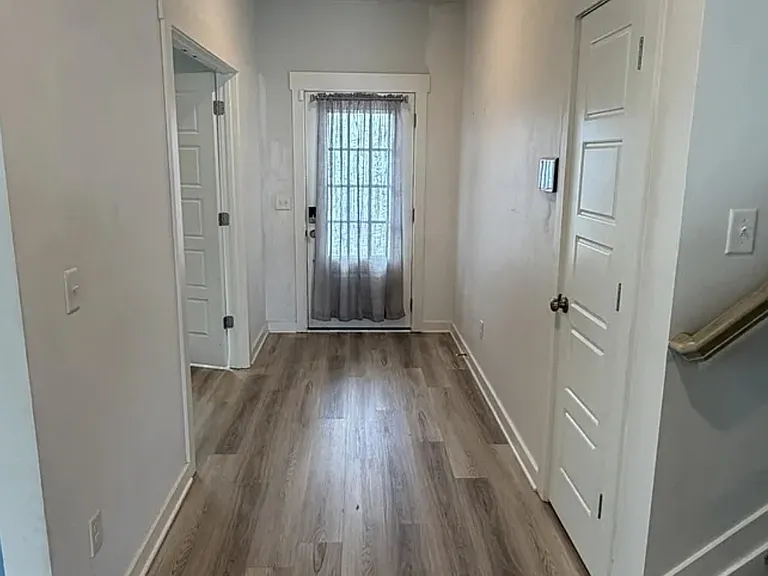 409 Wind Dance Dr — Photo 5