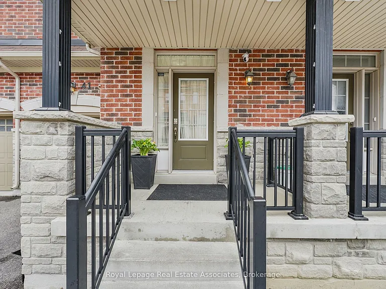 41 Mazarine Ln — Photo 4