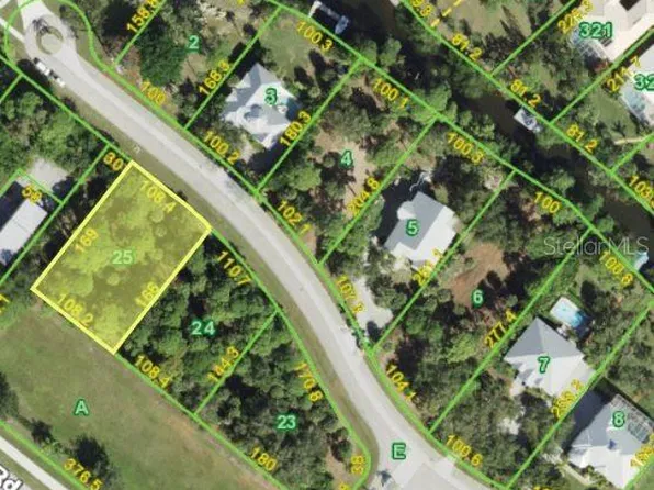 10071 Creekside Dr, Cape Haze, FL 33946