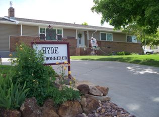 330 N Bonnie Dr, Roosevelt, UT 84066