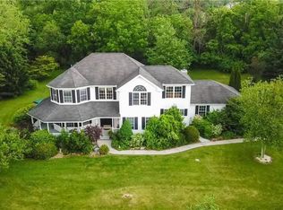 2344 Ridge Dr, Hellertown, PA 18055