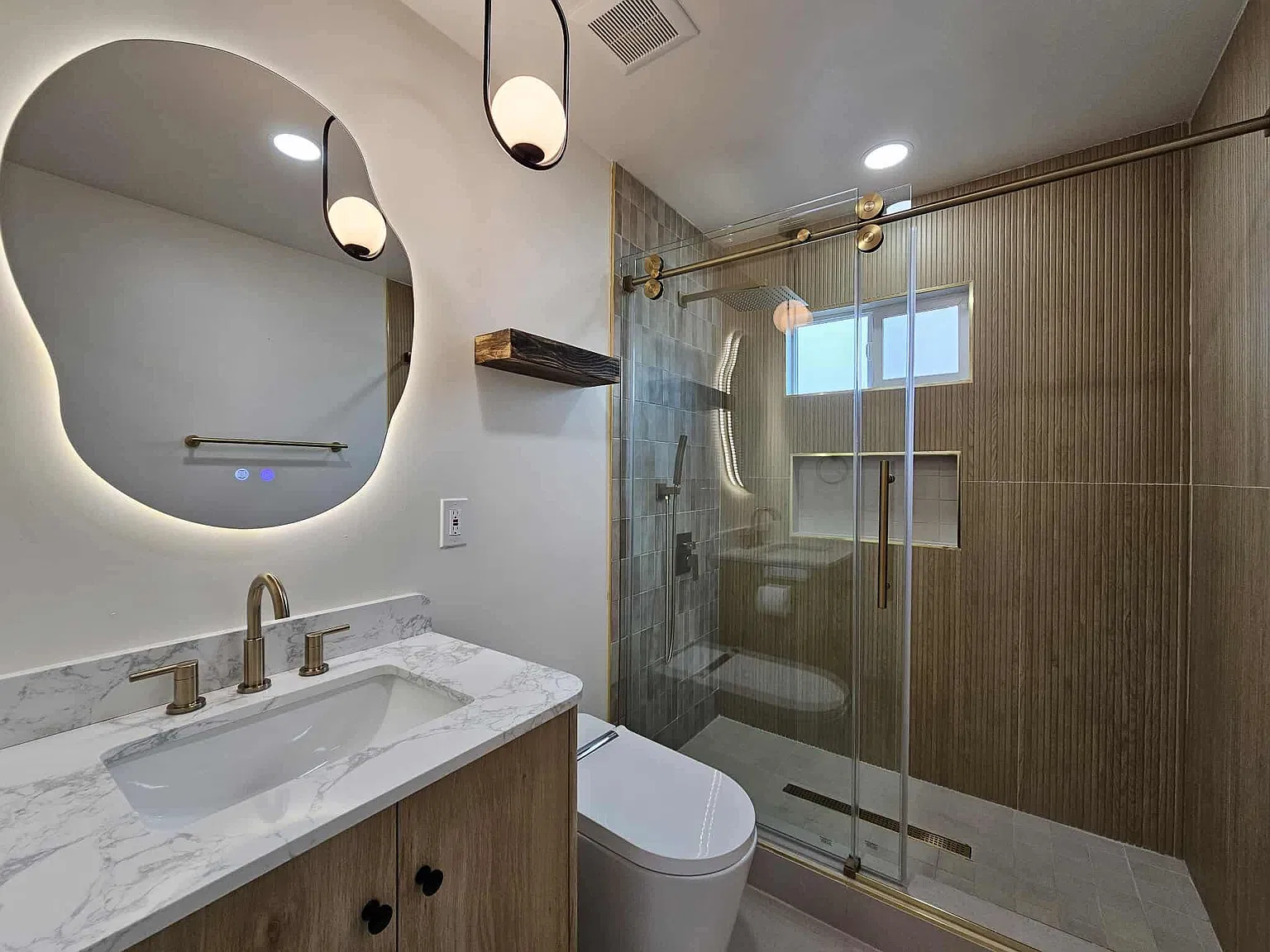 114 S Emerald Pl — Photo 2