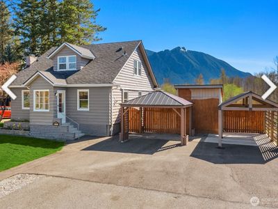 8930 Meadowbrook Way SE, Snoqualmie, WA, 98065