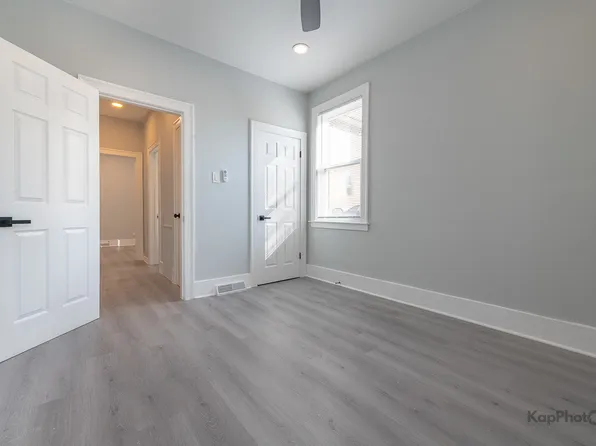 6259 W Peterson Ave, Chicago, IL