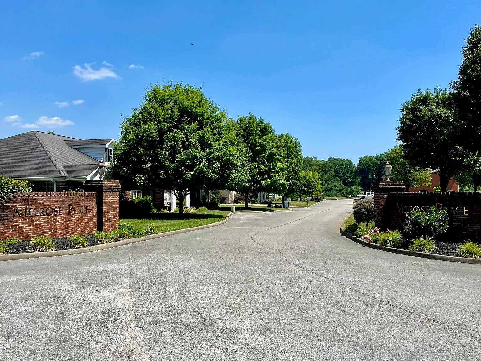 2 bed, 1.5 bath, 1150 sqft, $1,150 — Photo 1