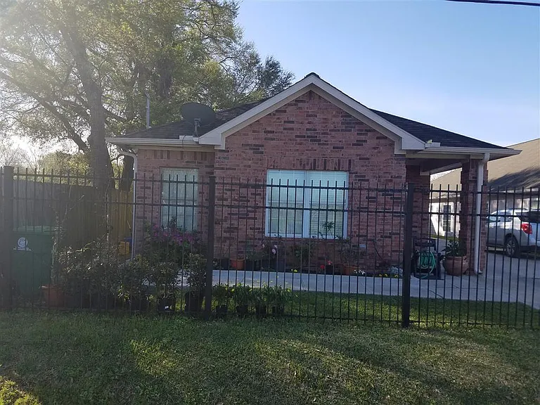 6806 Telean St — Photo 1