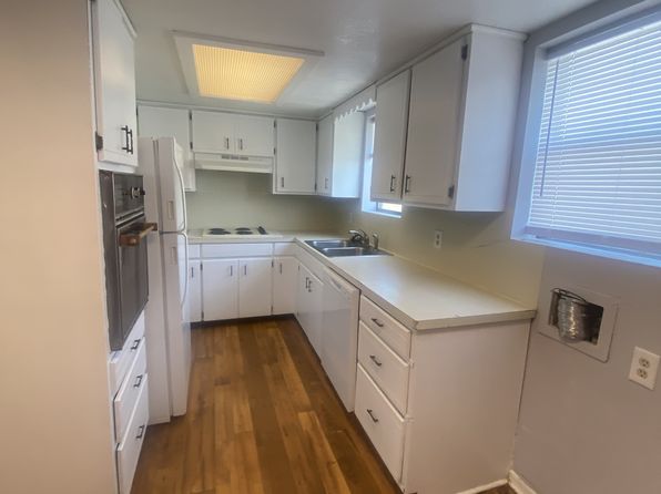 305 Pleasant Valley Rd