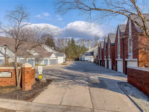 13407 Larchmere Sq, Cleveland, OH 44120