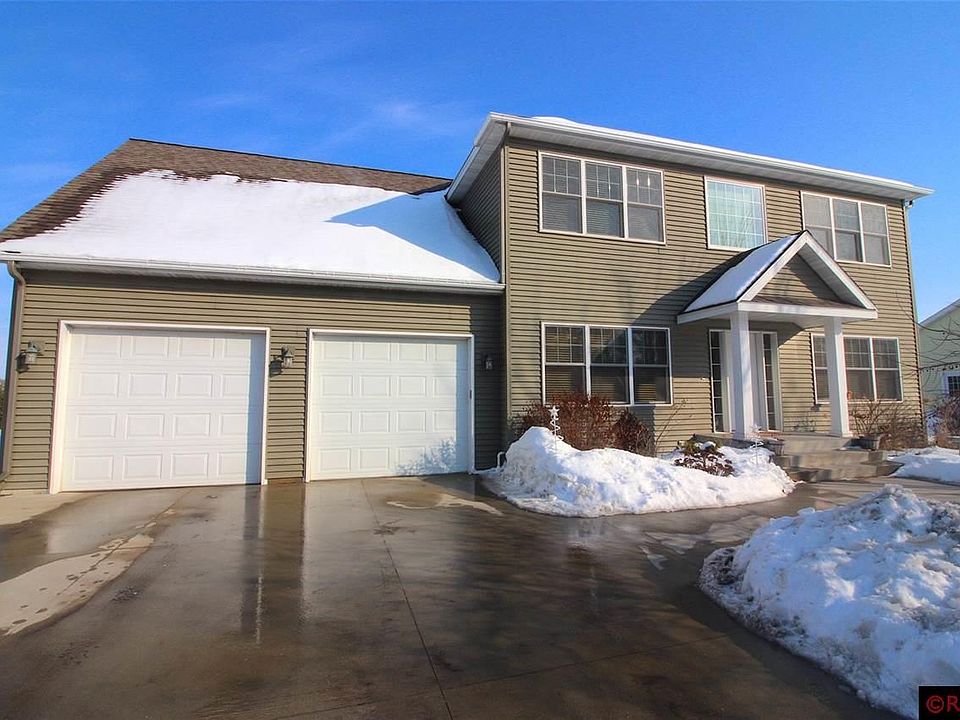 1st image of 79 Evergreen Ct