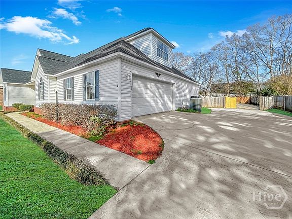 4th image of 177 Gleneagle Drive
