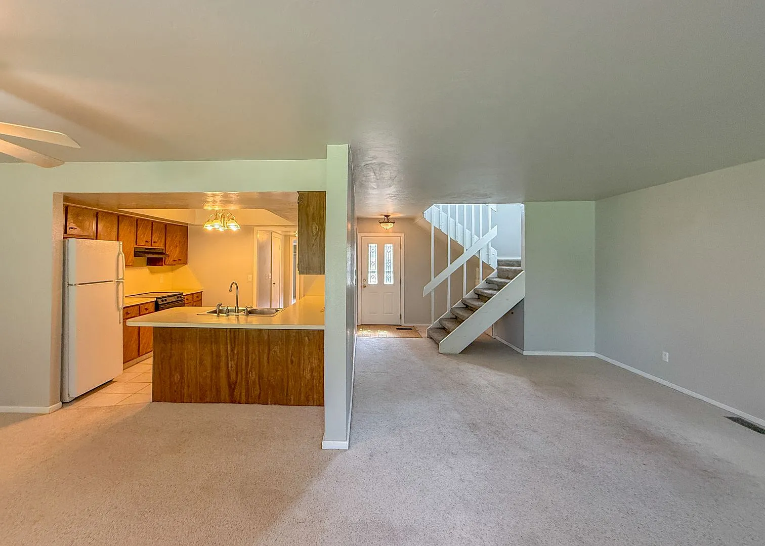 Waterfront Townhome in NW OKC! — Photo 2