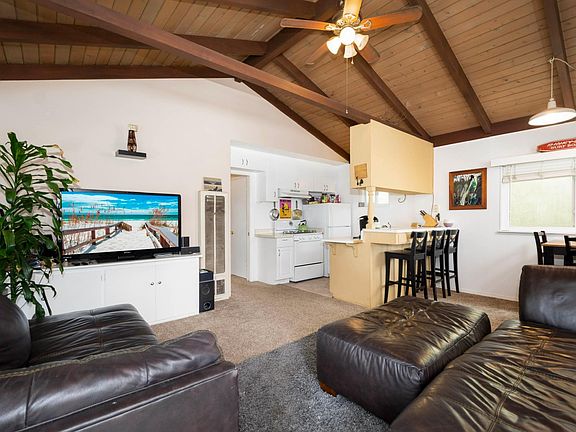 5th image of 308 36th St #2