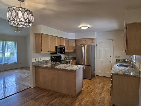 3rd image of 6300 White Cove Dr