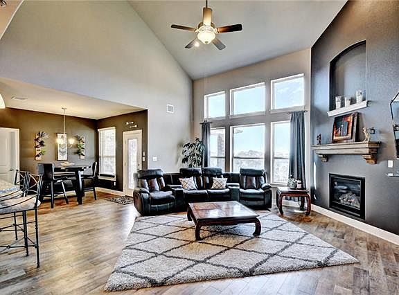 4th image of 2501 Shumard Bluff Dr