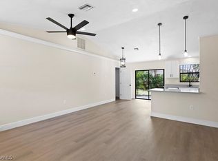 18422 Columbine Rd, Fort Myers, FL 33967