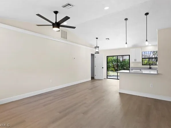 18422 Columbine Rd, Fort Myers, FL 33967