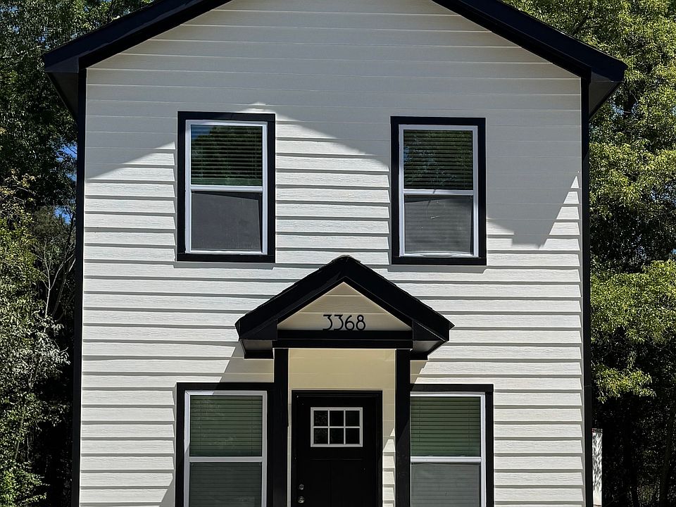 1st image of 3368 Kings Park Cir
