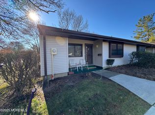 141 Cross Slope Ct UNIT A, Manalapan, NJ 07726