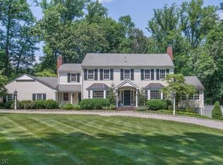 140 Overleigh Rd, Bernardsville, NJ 07924