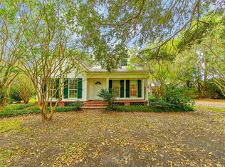 328 Hodson Ln, Raceland, LA 70394