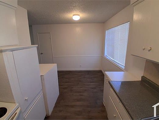 3rd image of 2100 Sunrise Ave APT 6