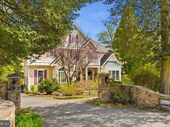 982 Stonington Dr, Arnold, MD 21012
