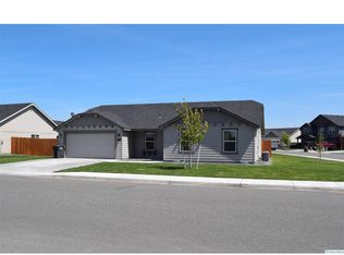 5717 Rio Grande Ln, Pasco, WA 99301