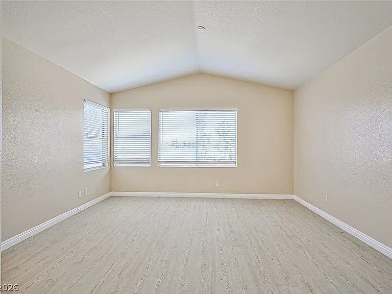 4485 Ruenda Ct — Photo 13