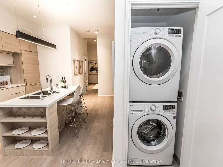 88 Scott St #207 — Photo 13