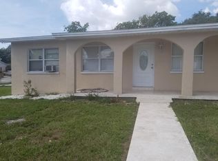 2802 N Tampania Ave, Tampa, FL 33607