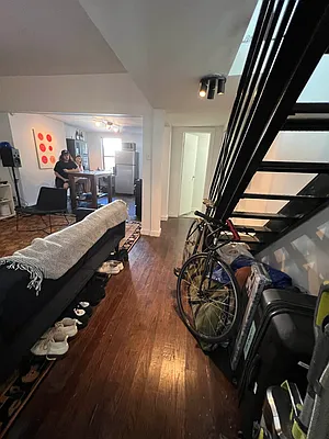 Rented by Delmark Realty LLC | media 14