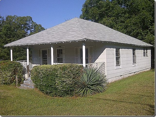 1st image of 2619 Crawford Ave