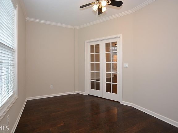 5th image of 417 Constitution Cir